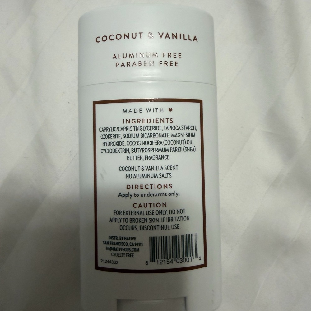 Native Coconut & Vanilla Scent Deodorant - Picture 2 of 2
